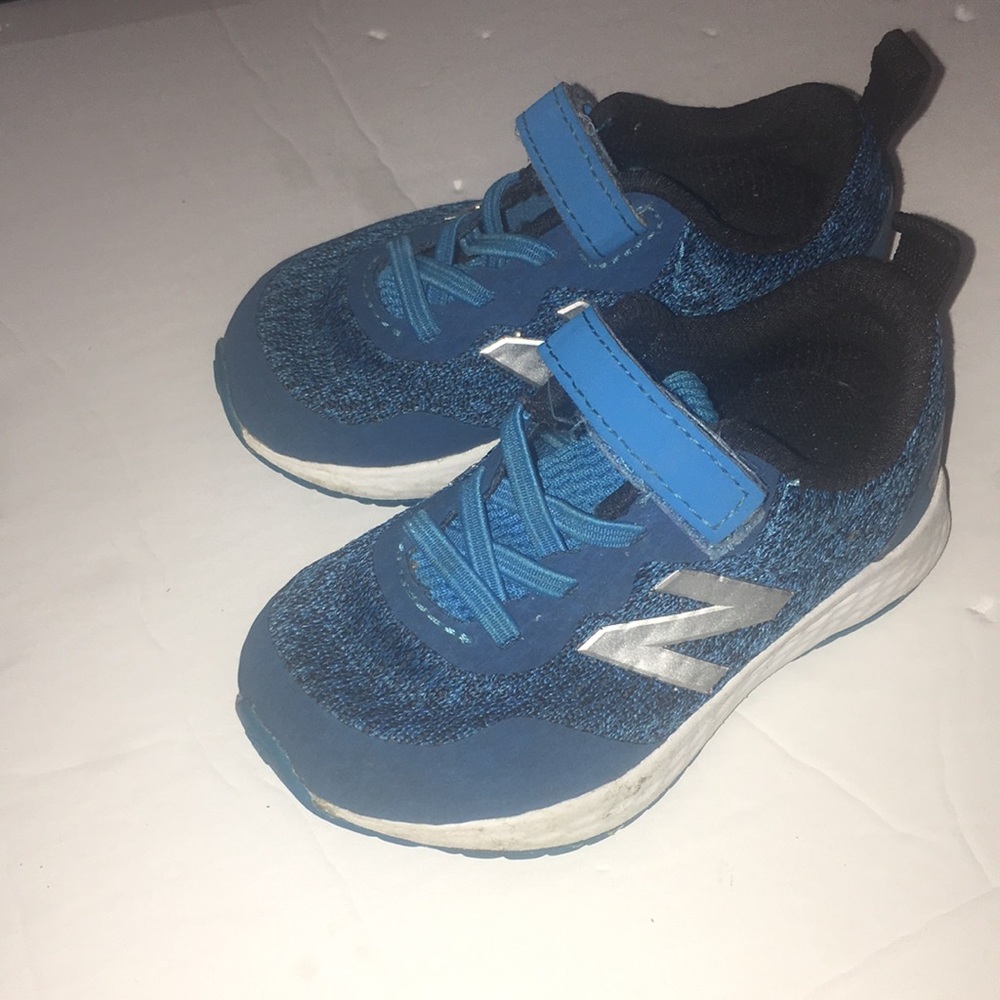 Infant sneakers - Picture 3 of 3